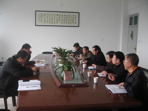 任柏强校长来免费色情片
检查指导安全工作